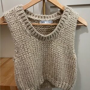 ZARA Beige Chunky Knit Sleeveless V-Neck Sweater Vest
